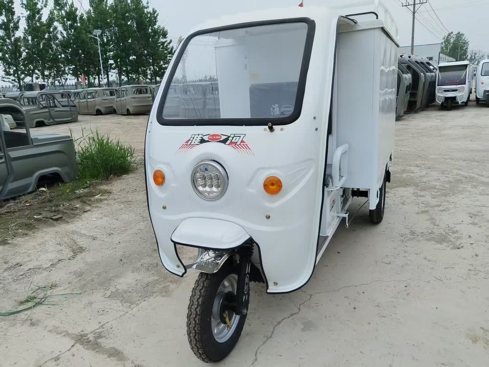 ALAREOT Courier V12 Box Delivery Tricycle - Image 1