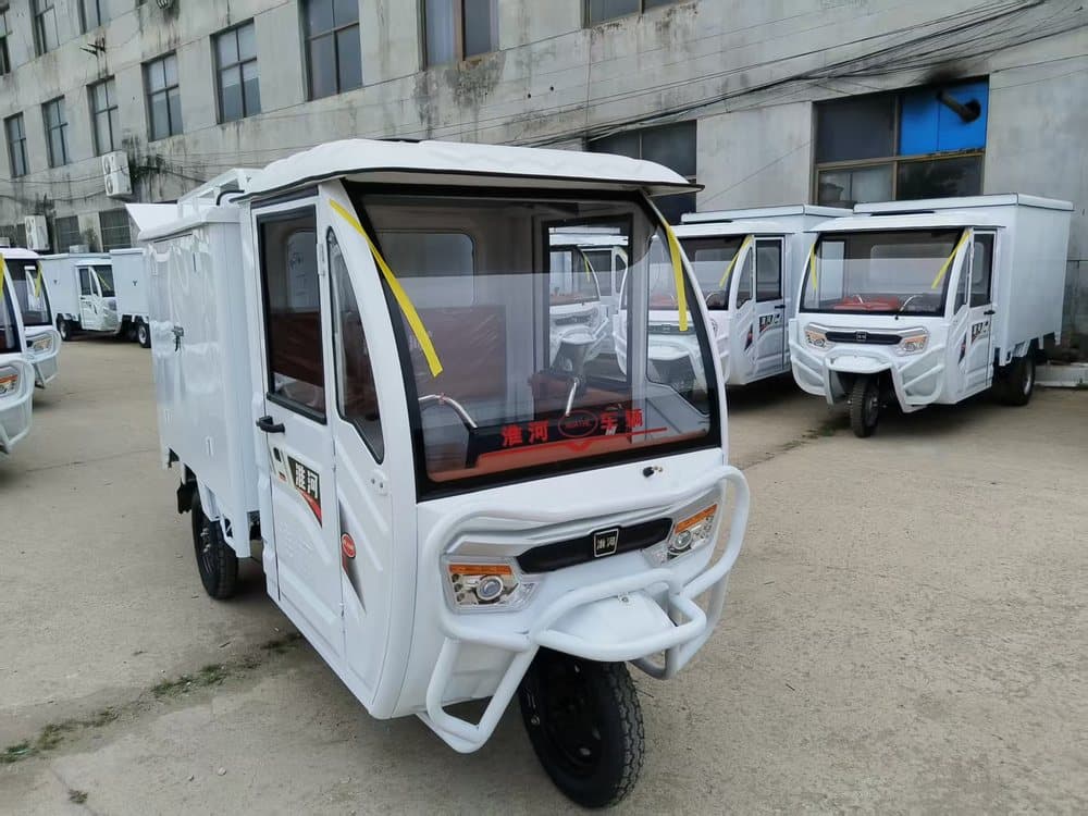 ALAREOT Courier V12L Box Delivery Tricycle - Image 1