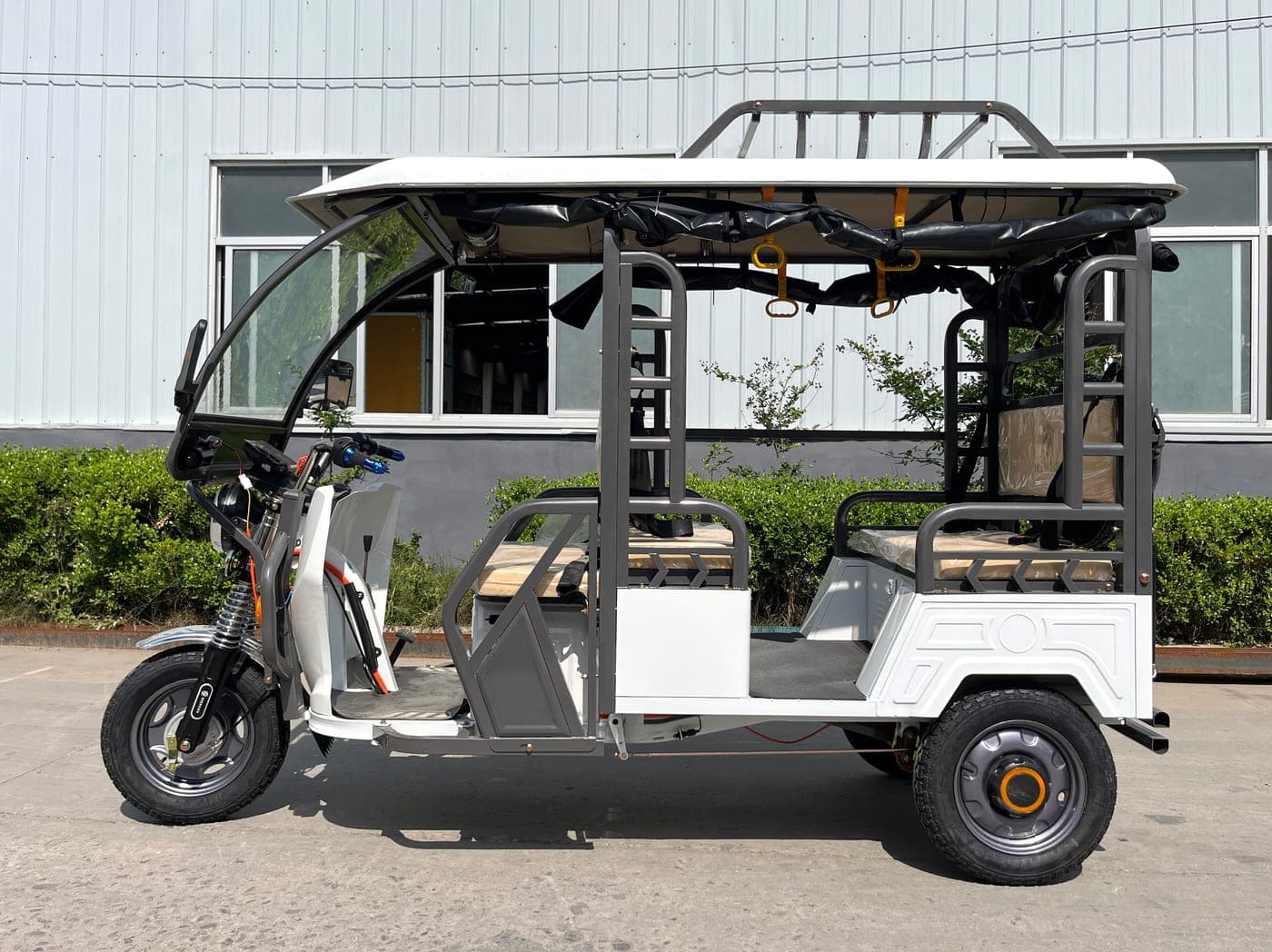 ALAREOT Metro T6H High-Roof Canopy Passenger Tricycle - Image 1